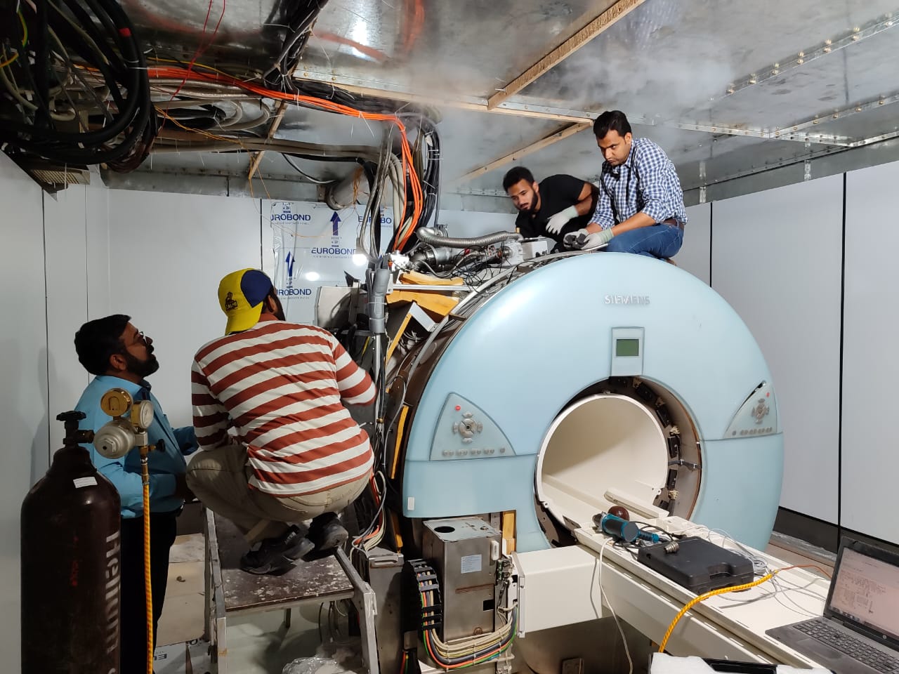 De-Icing and Helium Filling og Siemens Magnetom Avanto 1.5T Magnet